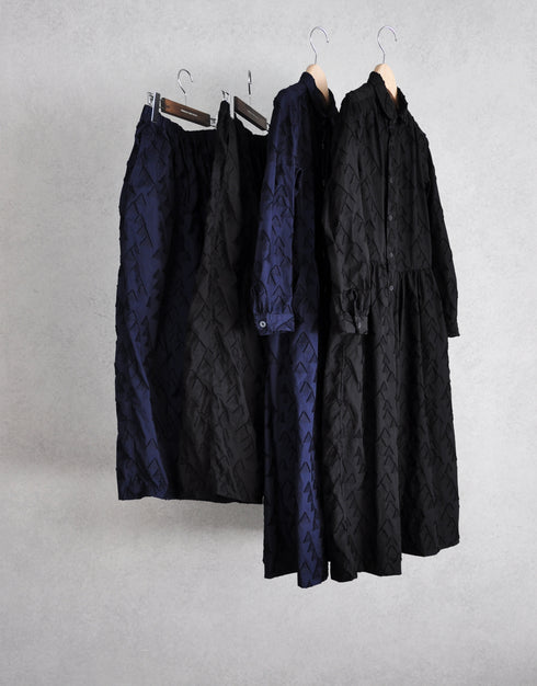 三角カットジャカードのバルーンパンツ