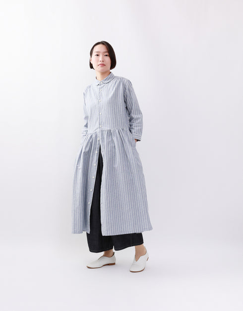 オックスストライプのギャザーシャツドレス