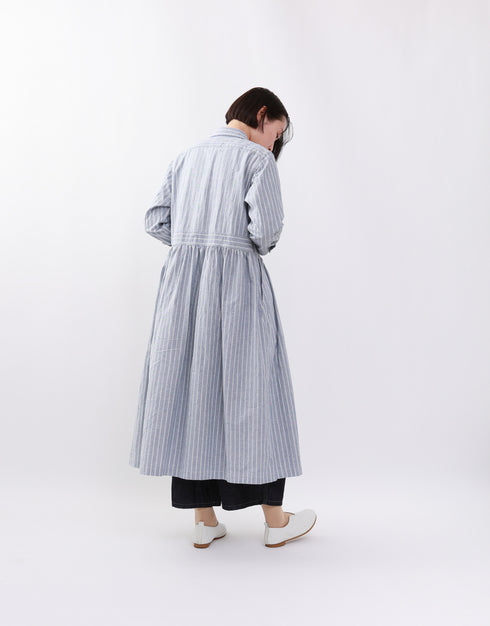 オックスストライプのギャザーシャツドレス