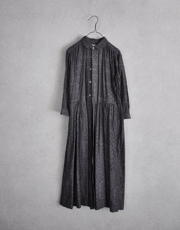 ジャカードのギャザーワンピース