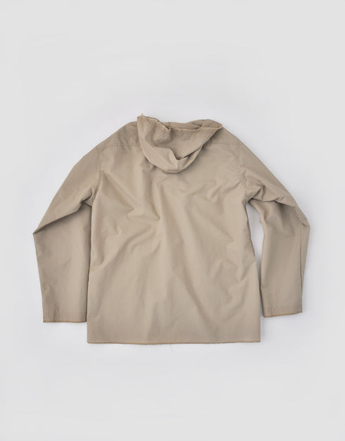 ナイロンリップのフードシャツ