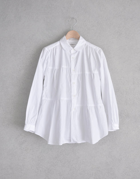 コットンブロードの6ギャザーシャツ