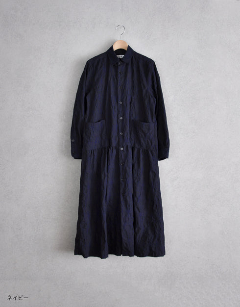 タックドビーの4ギャザーシャツドレス