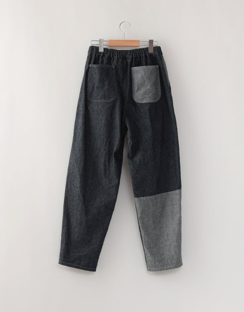 デニムのバックパッチワークパンツ