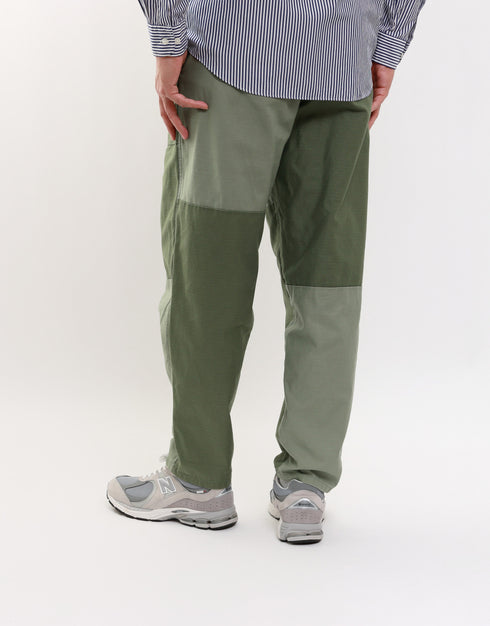 バックサテンのパッチワークパンツ