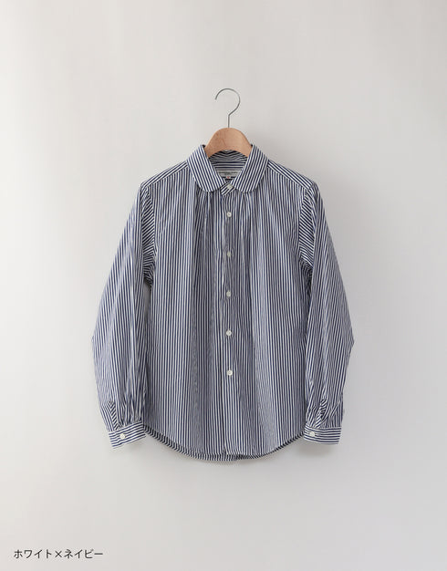 コットンブロードのネックギャザーシャツ