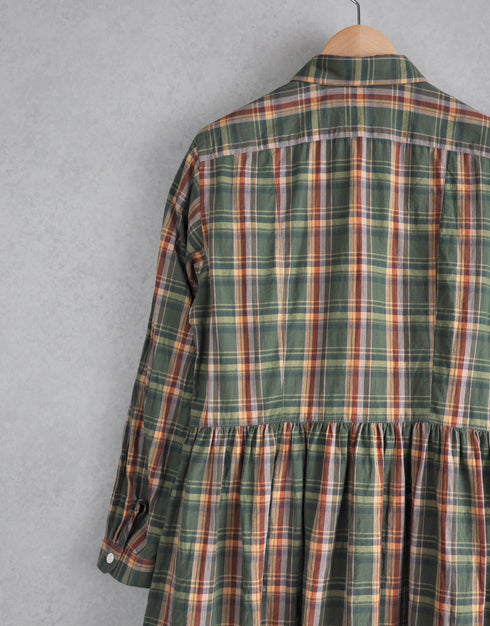 チェックのギャザーシャツドレス