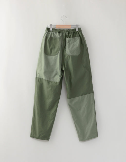 バックサテンのパッチワークパンツ