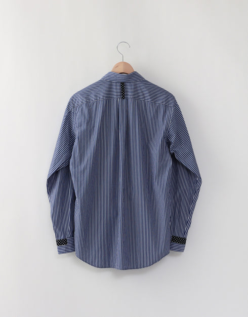 袖口ラインシャツ