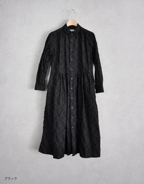 三角カットジャカードのシャツドレス