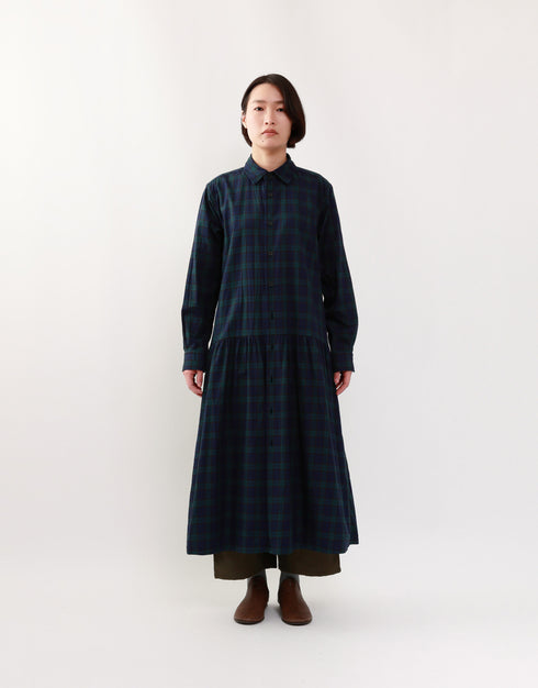 4ギャザーシャツドレス