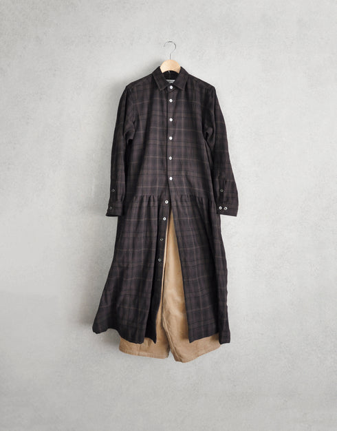 コットンウールの4ギャザーシャツドレス