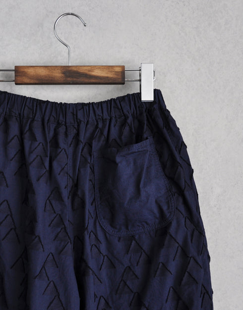 三角カットジャカードのバルーンパンツ