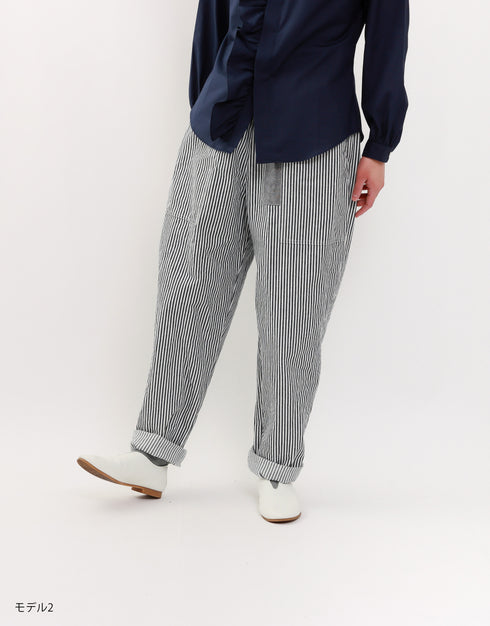 デニムのバックラインパンツ