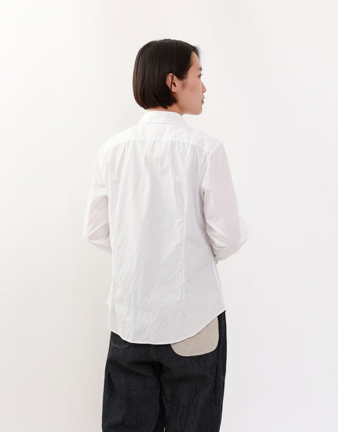 コットンブロードのネックギャザーシャツ