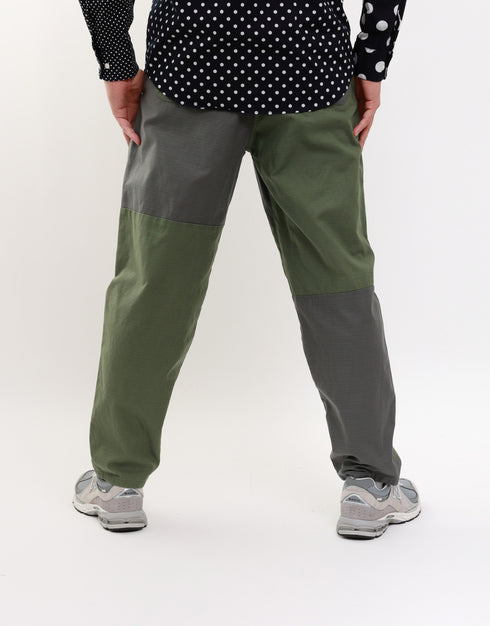 バックサテンのパッチワークパンツ