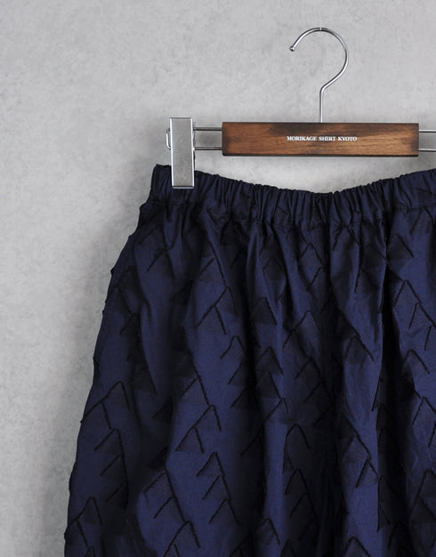 三角カットジャカードのバルーンパンツ