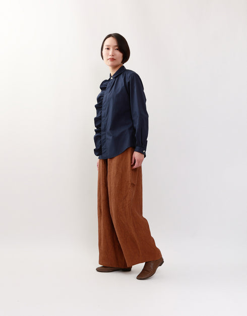 コットンブロードのフリルシャツ