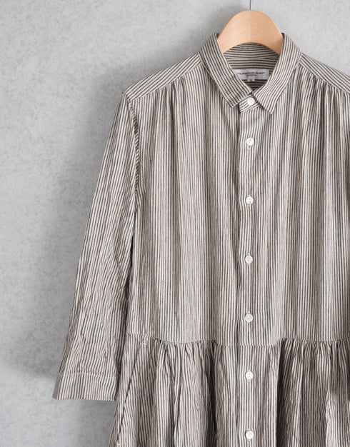 綿麻ストライプのギャザーシャツドレス