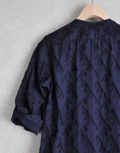 三角カットジャカードのトリミングドレス