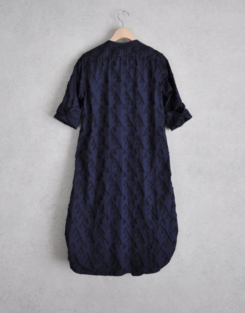 三角カットジャカードのトリミングドレス