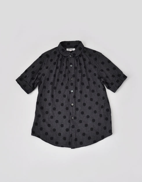 水玉ジャカードのネックギャザー半袖シャツ