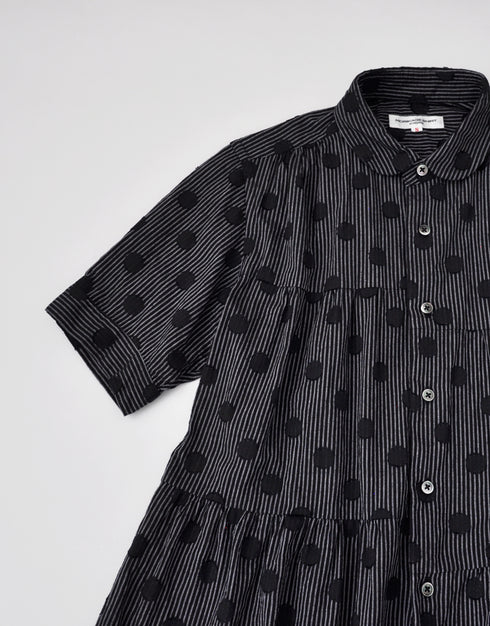 水玉ジャカードの6ギャザー半袖シャツ