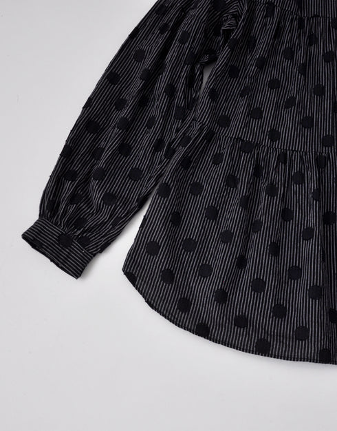 水玉ジャカードの6ギャザーシャツ