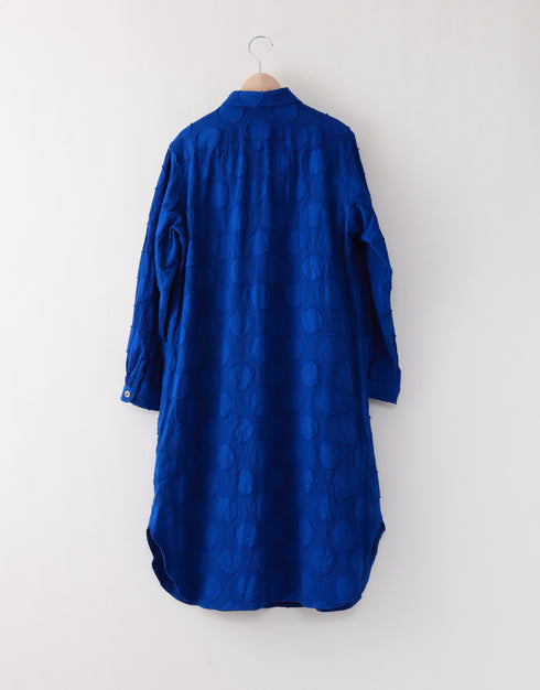 水玉カットジャカードのシャツドレス