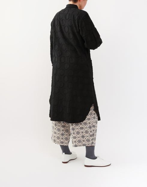 水玉カットジャカードのシャツドレス