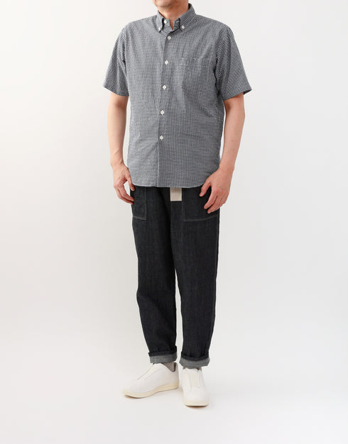 シアサッカーの半袖ボタンダウンシャツ