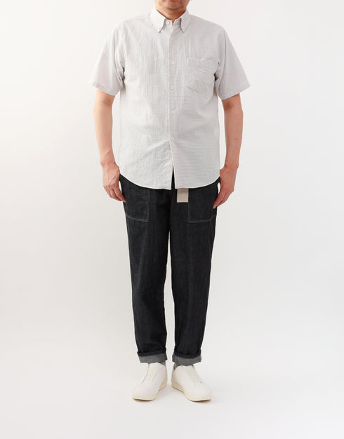 シアサッカーの半袖ボタンダウンシャツ