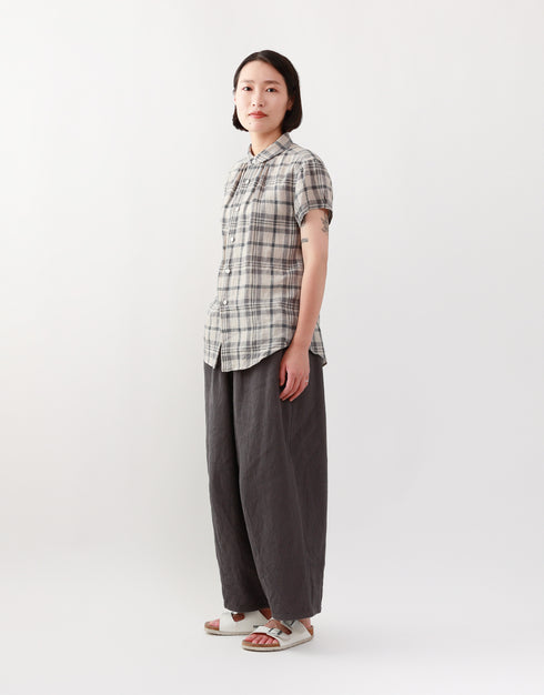 リネンチェックの半袖ネックギャザーシャツ