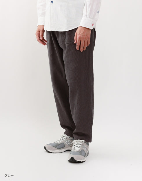 刺し子ドビーのテーパードパンツ