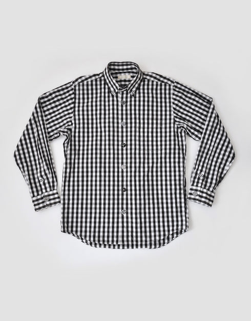 ギンガムのくるみボタンシャツ