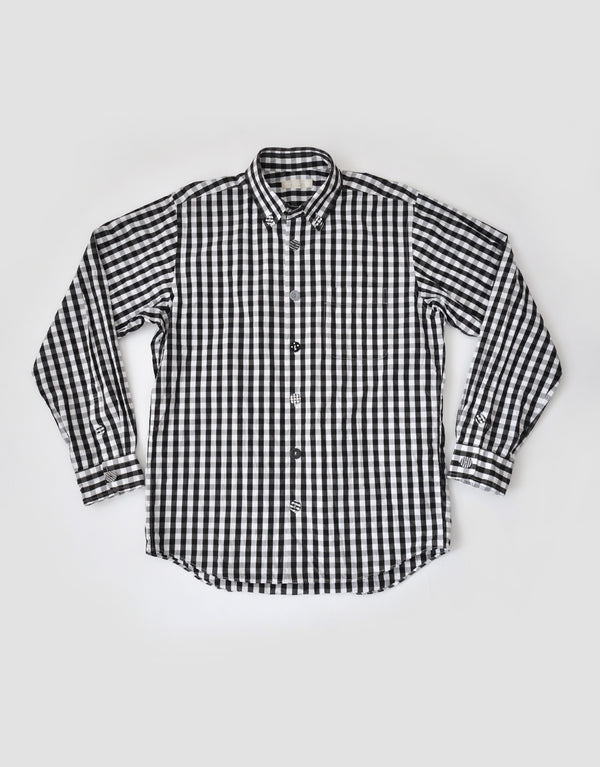ギンガムのくるみボタンシャツ