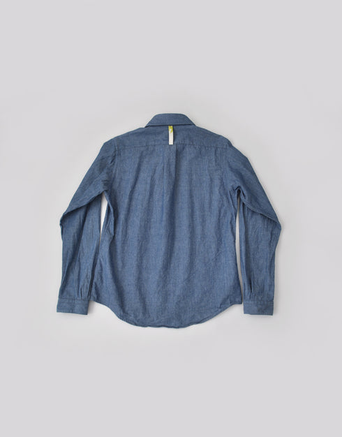 coccaコラボくるみボタンシャツ