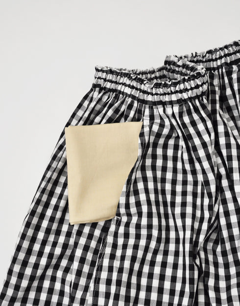 白黒ギンガムのギャザースカート