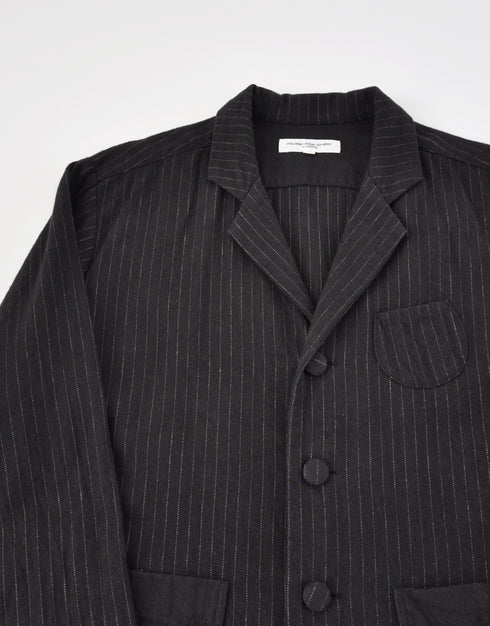 ピンストライプのジャケット