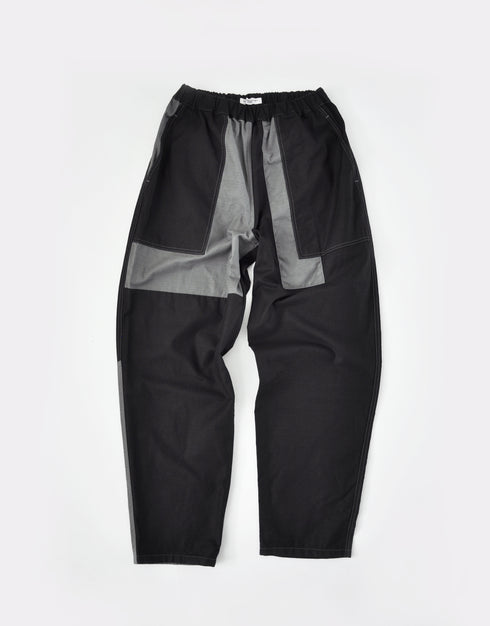 バックサテンのパッチワークパンツ