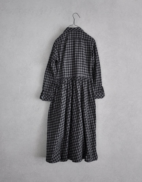 起毛ギンガムのギャザーワンピース