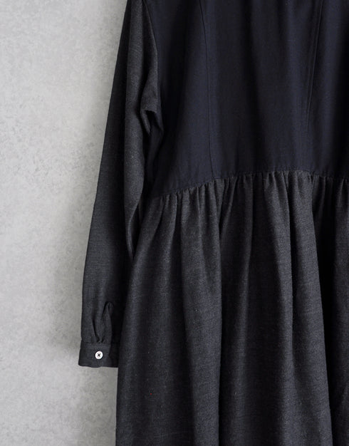 コットンウールの切替ギャザーワンピース