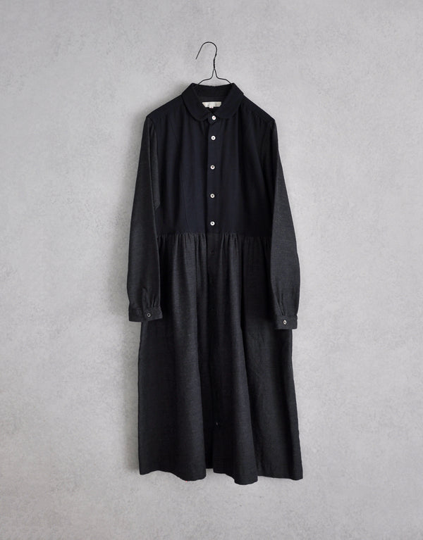 コットンウールの切替ギャザーワンピース