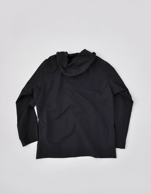 ナイロンリップのウラモリカゲシャツフード