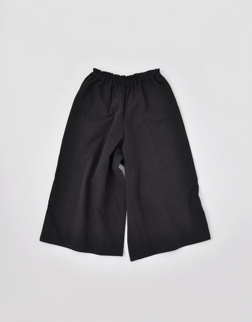 コットンナイロンピーチのワイドパンツ